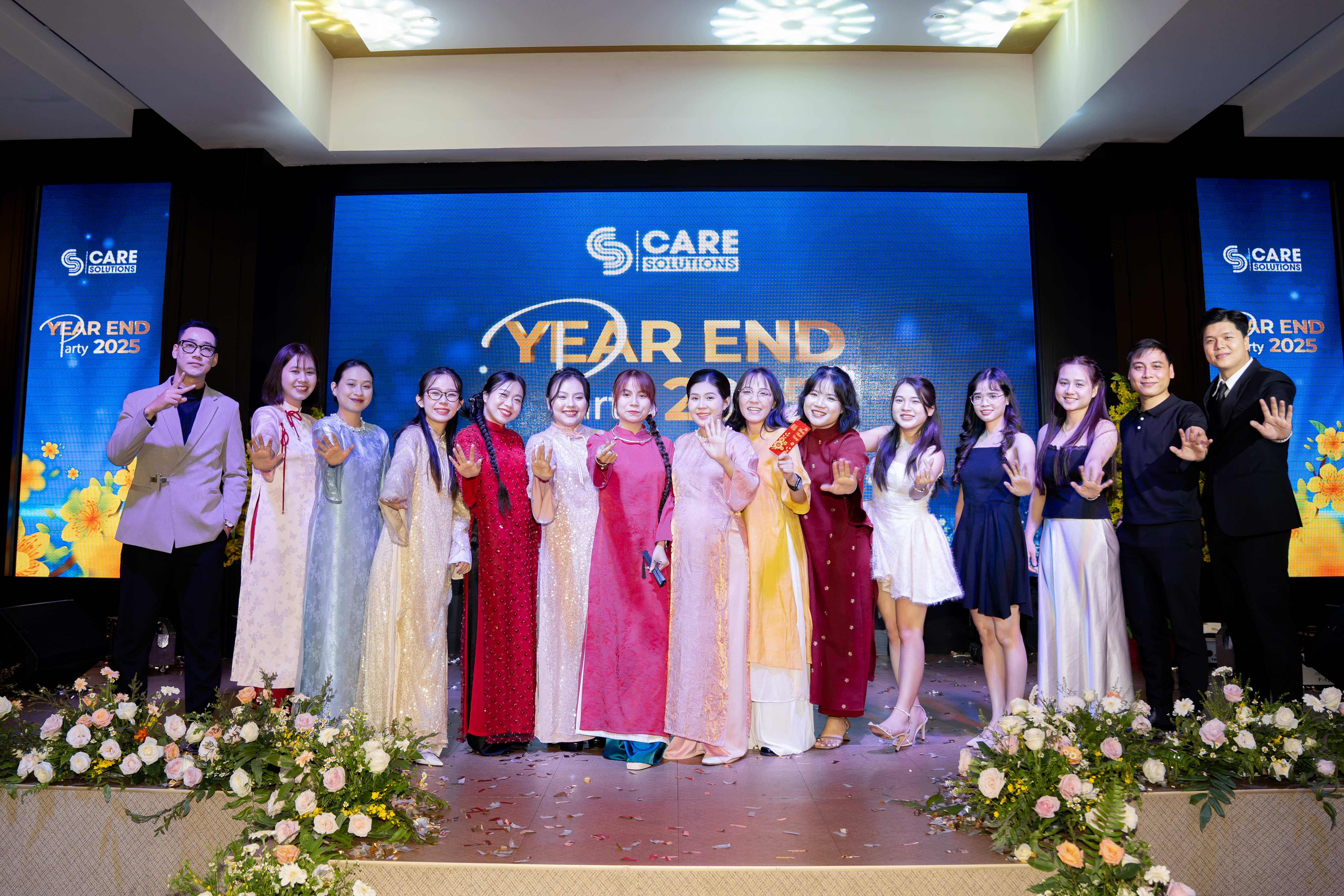 Year End Party 2025 - Gắn Kết Nội Lực, Sẵn Sàng Bứt Phá