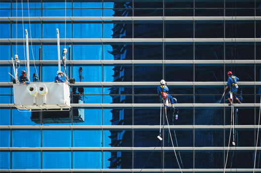 Cách Vệ Sinh Kính Sạch Và Sáng Bóng