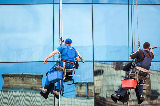 Care Việt Nam - Giải Pháp Chống Thấm Vách Kính Mặt Dựng Của Tòa Nhà